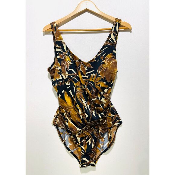 Islander swimsuit swimwear one piece brown tropical print extra hold women 16 - Picture 1 of 7